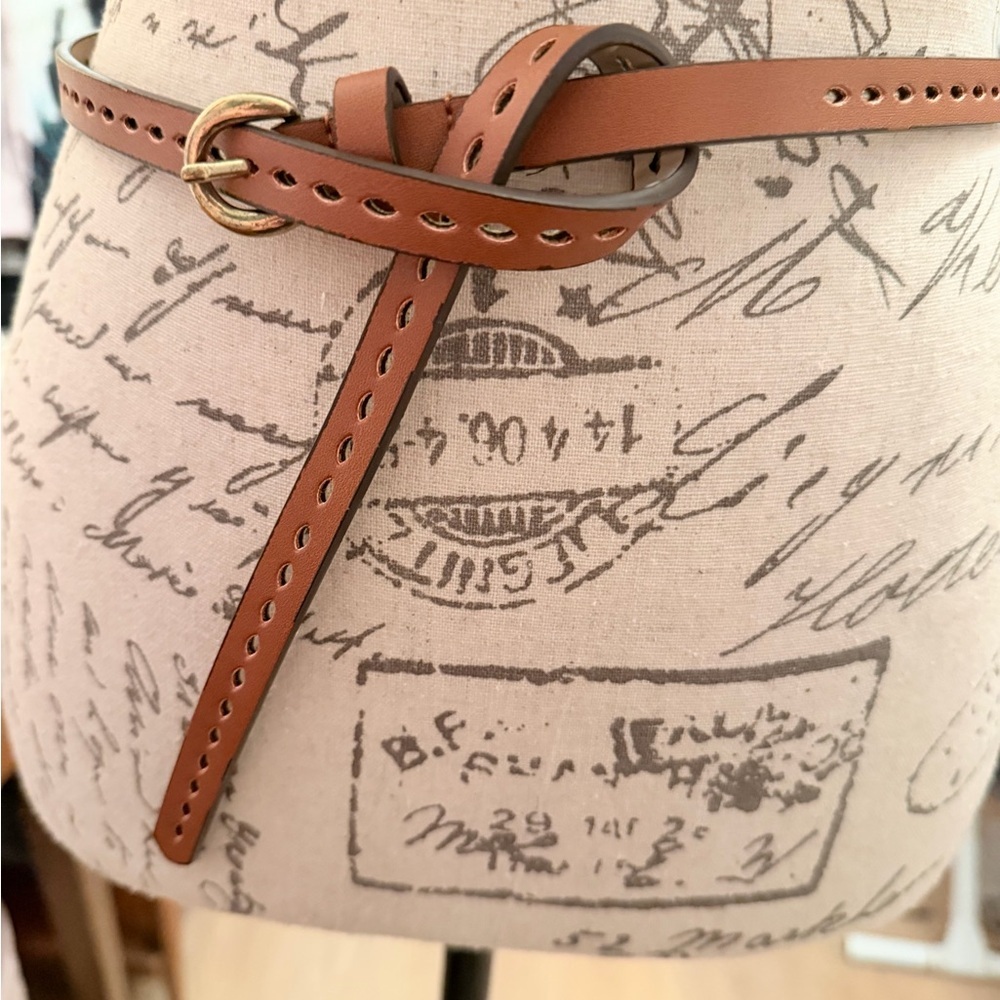 Stylish 40” Brown Pleather Belt